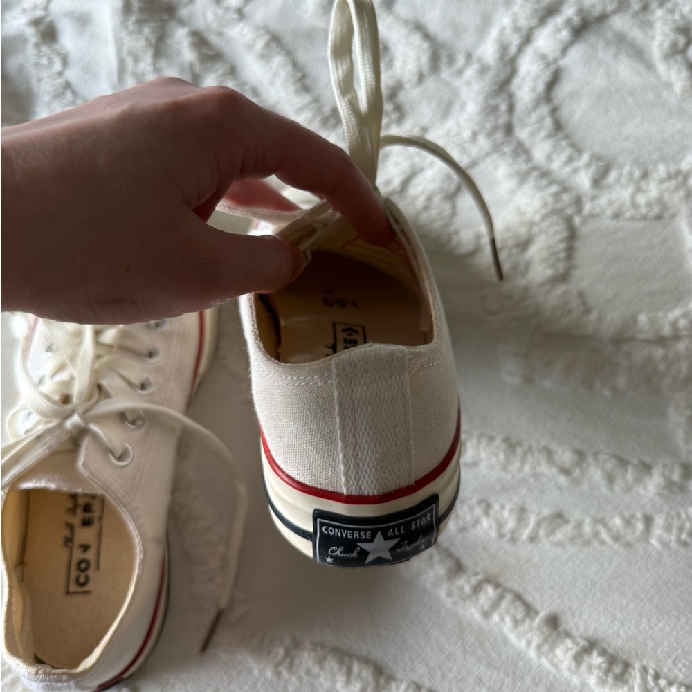 Converse White Sneakers with Red Accents - Picture 4 of 12